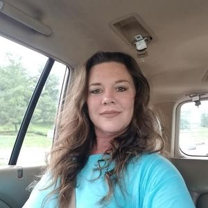 Meet your Posher, Sarina